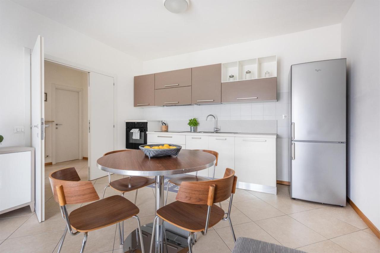 Residenza Elisabetta Lägenhet Riva del Garda Exteriör bild